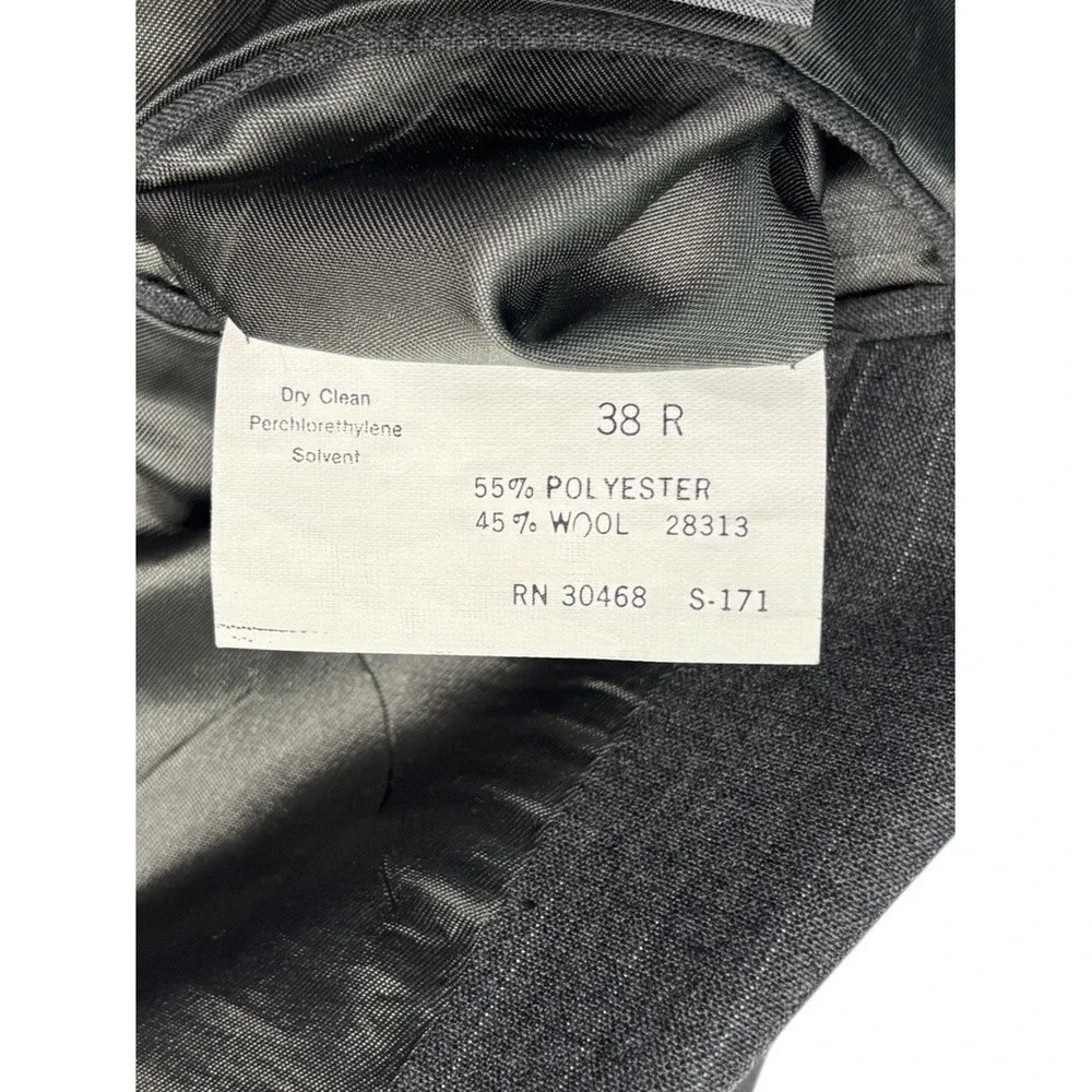 vtg Gray Pinstripe 38R 31x32 Oakton Ltd Wool Blend 2pc Pant Suit USA Flat Front